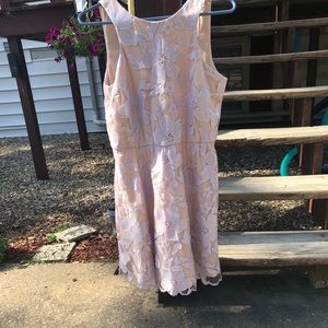 BOUTIQUE Dress: 🌸